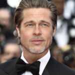 Brad Pitt reaparece en fachas y entrega alimentos a familias vulnerables, nadie lo reconoce.